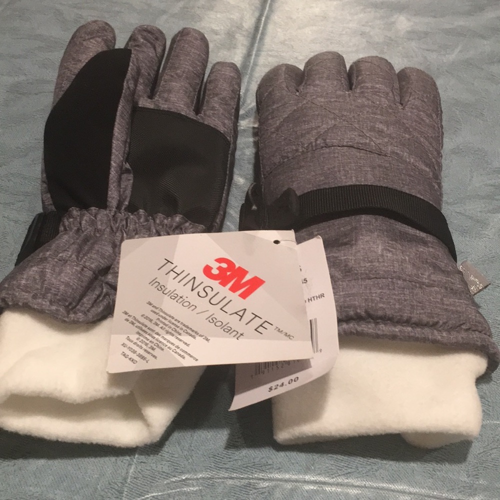 Children’s ZeroXposure Thinsulate Gloves NEW Sz M-L Warm & Cozy No Bulk Uni-Sex